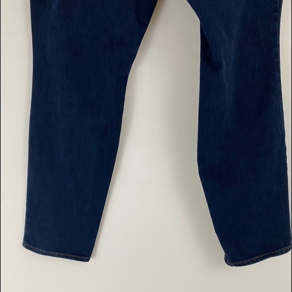 Old Navy Jeans - Picture 5 of 9